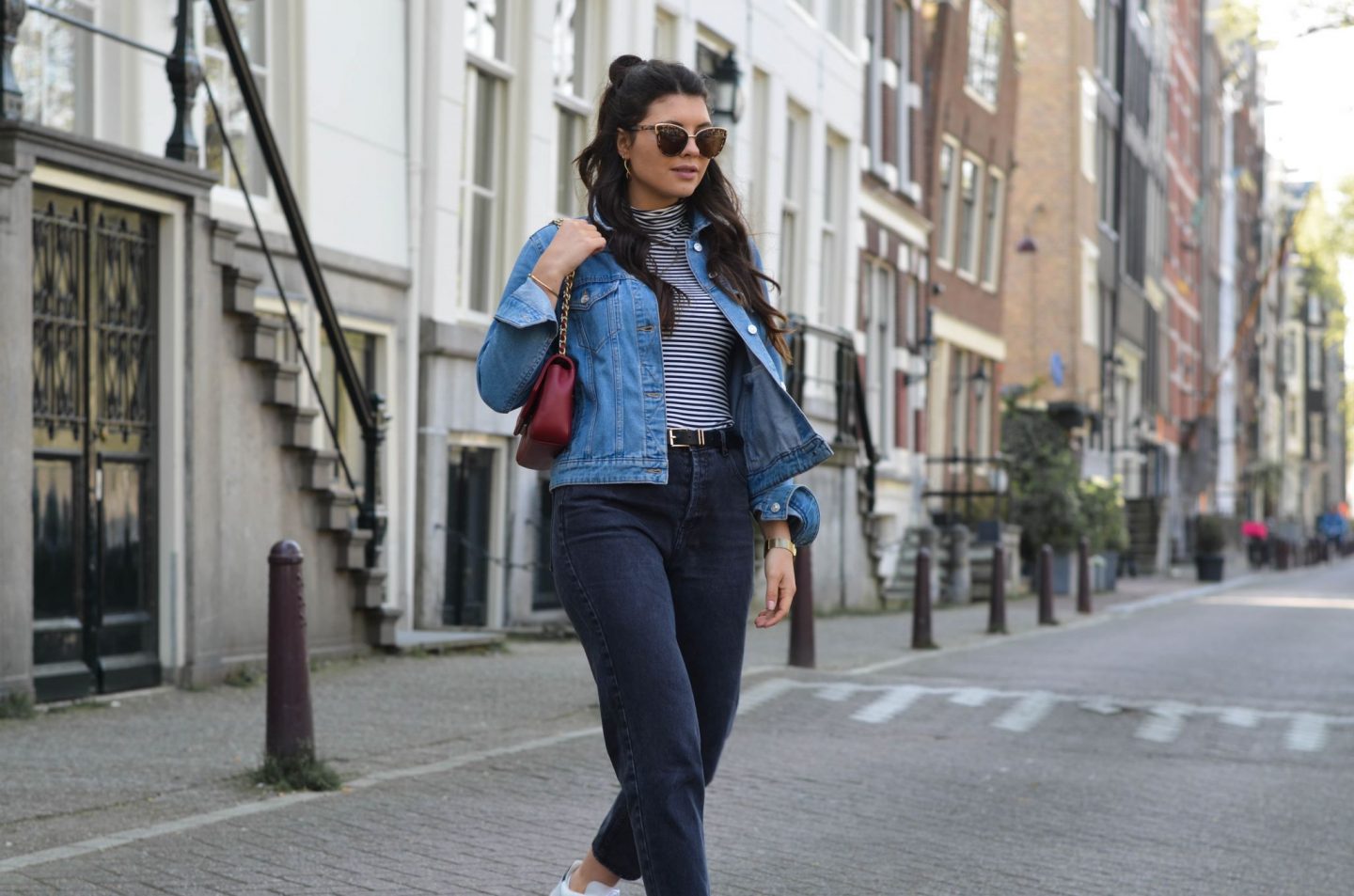 Amsterdam - retro fever: jeans jacket, parka layering